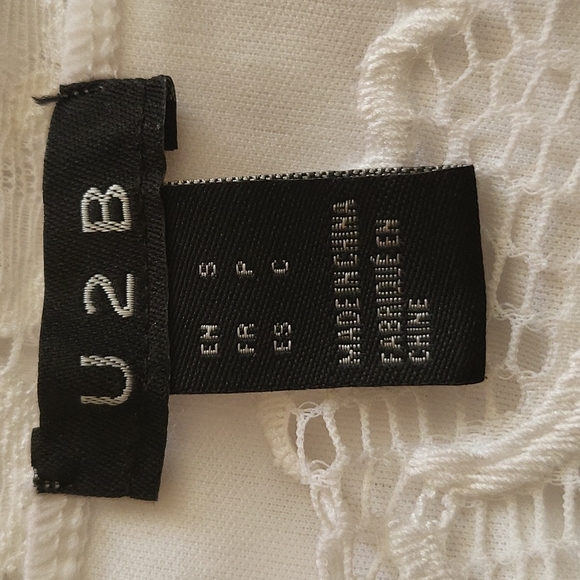 Lace top - Picture 4 of 7